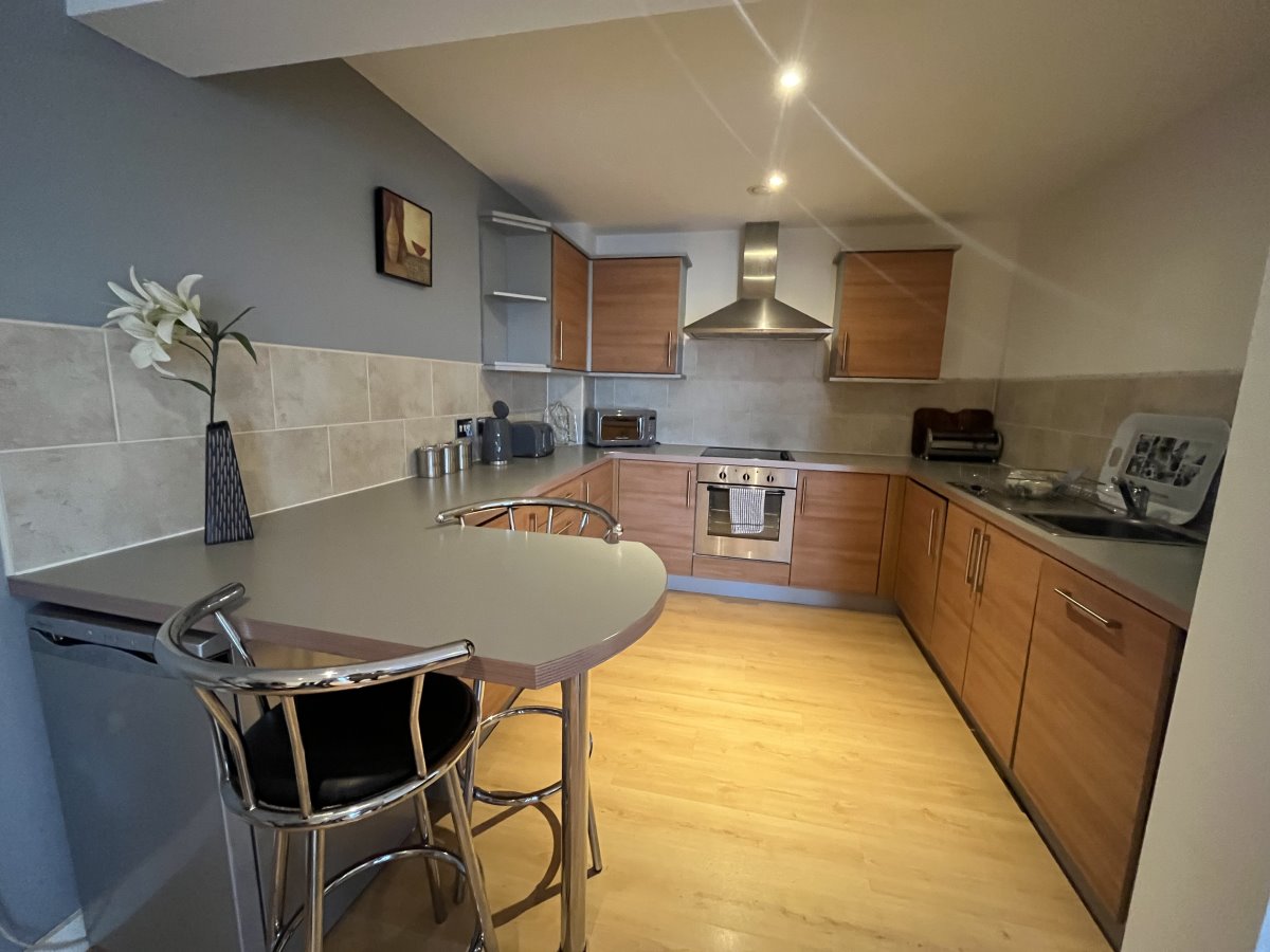 64 Chantry Waters Wakefield  WF1 5ED image 0