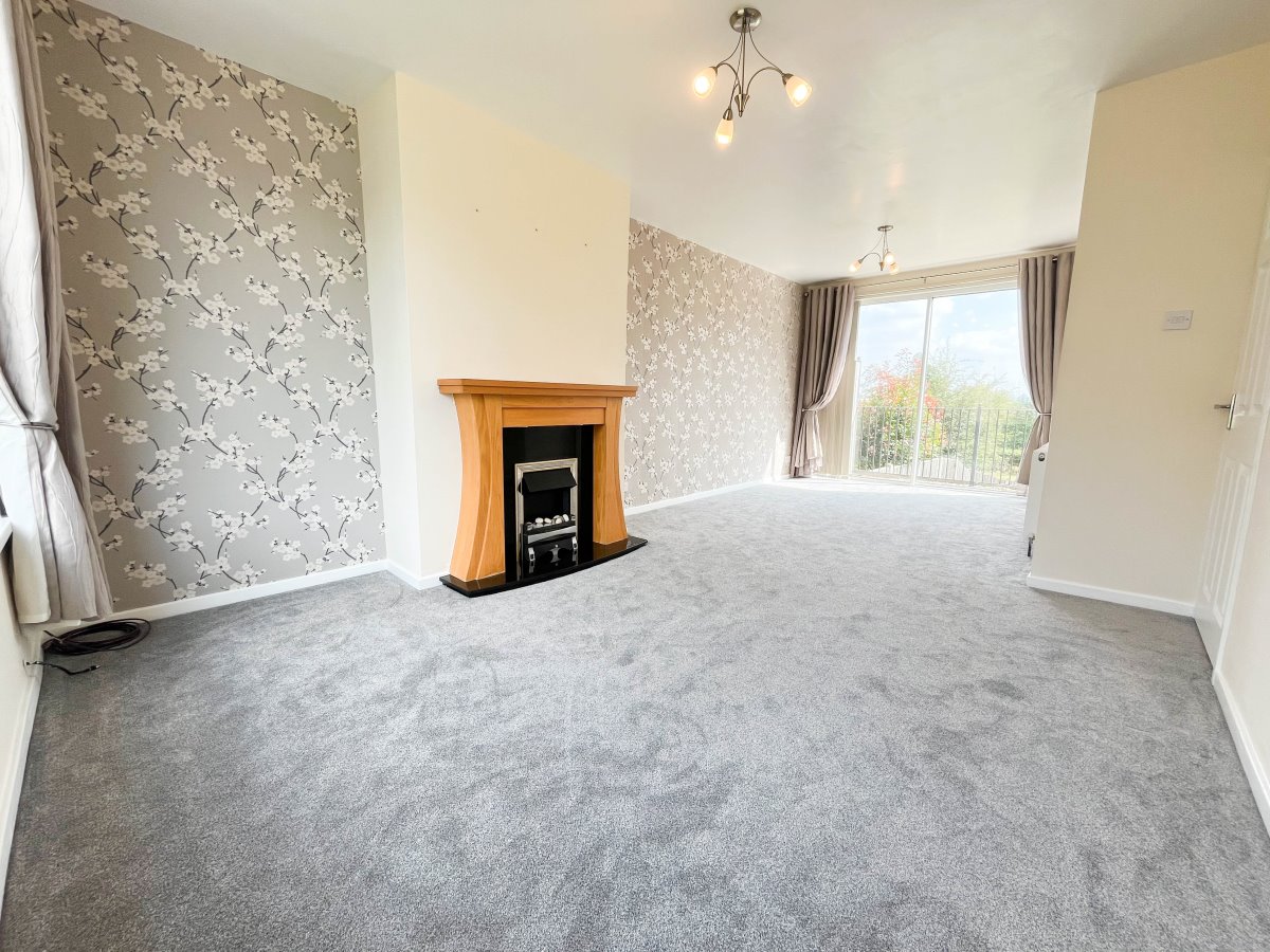 22 Manor Rise Walton Wakefield WF2 6PE image 1