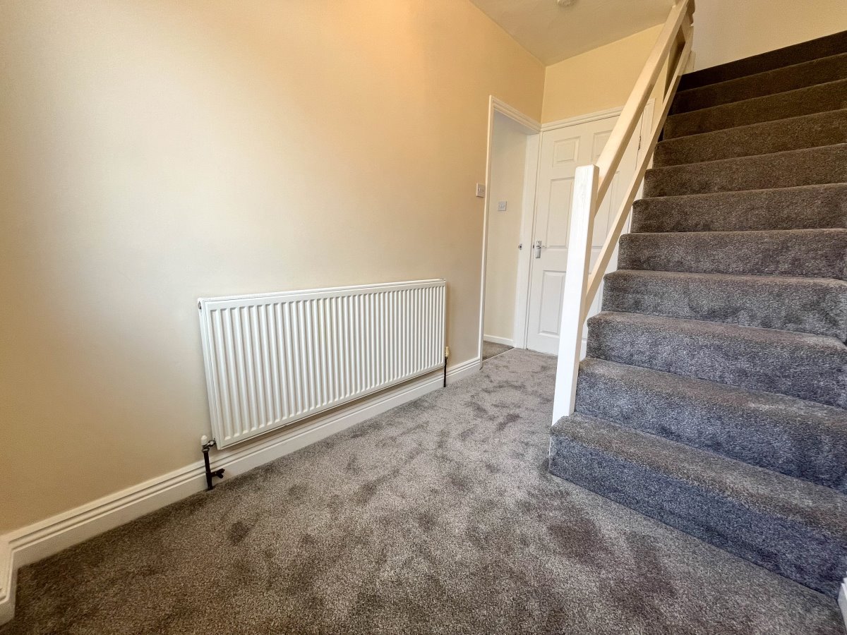 22 Manor Rise Walton Wakefield WF2 6PE image 12